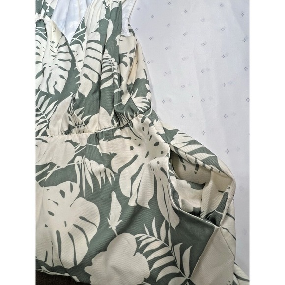 bYSI Tropical dress Women Palm Leaf Green and Cream Fit & Flare Flowy Lined NWT - Picture 12 of 12